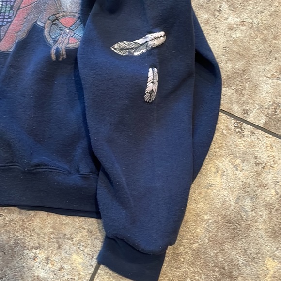 Vintage native American graphic blue sweatshirt made in the USA medium - Picture 3 of 8